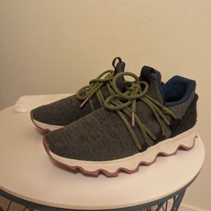 Sorel kinetic lace sneakers